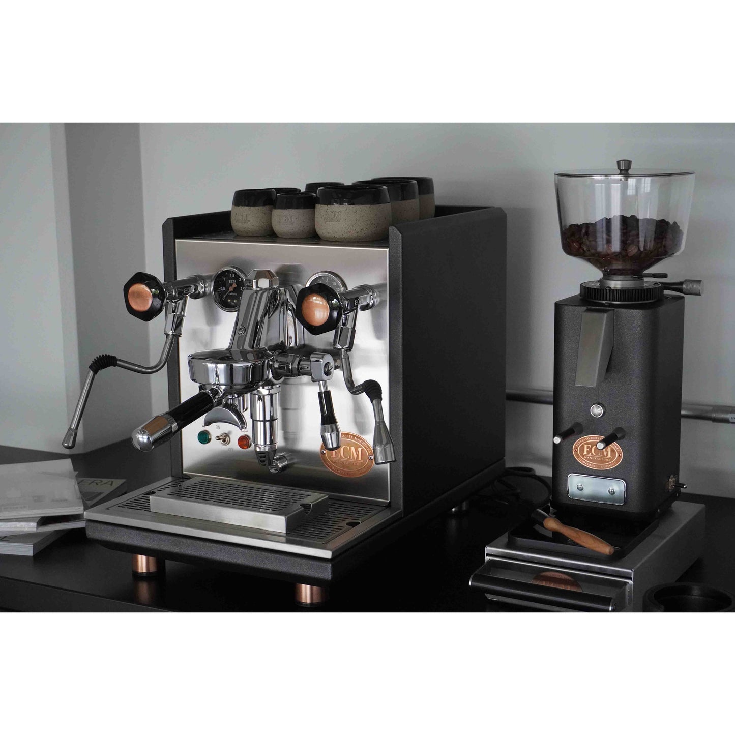آلة صنع الإسبريسو ECM Synchronika Heritage ذات الغلايتين المزدوجتين