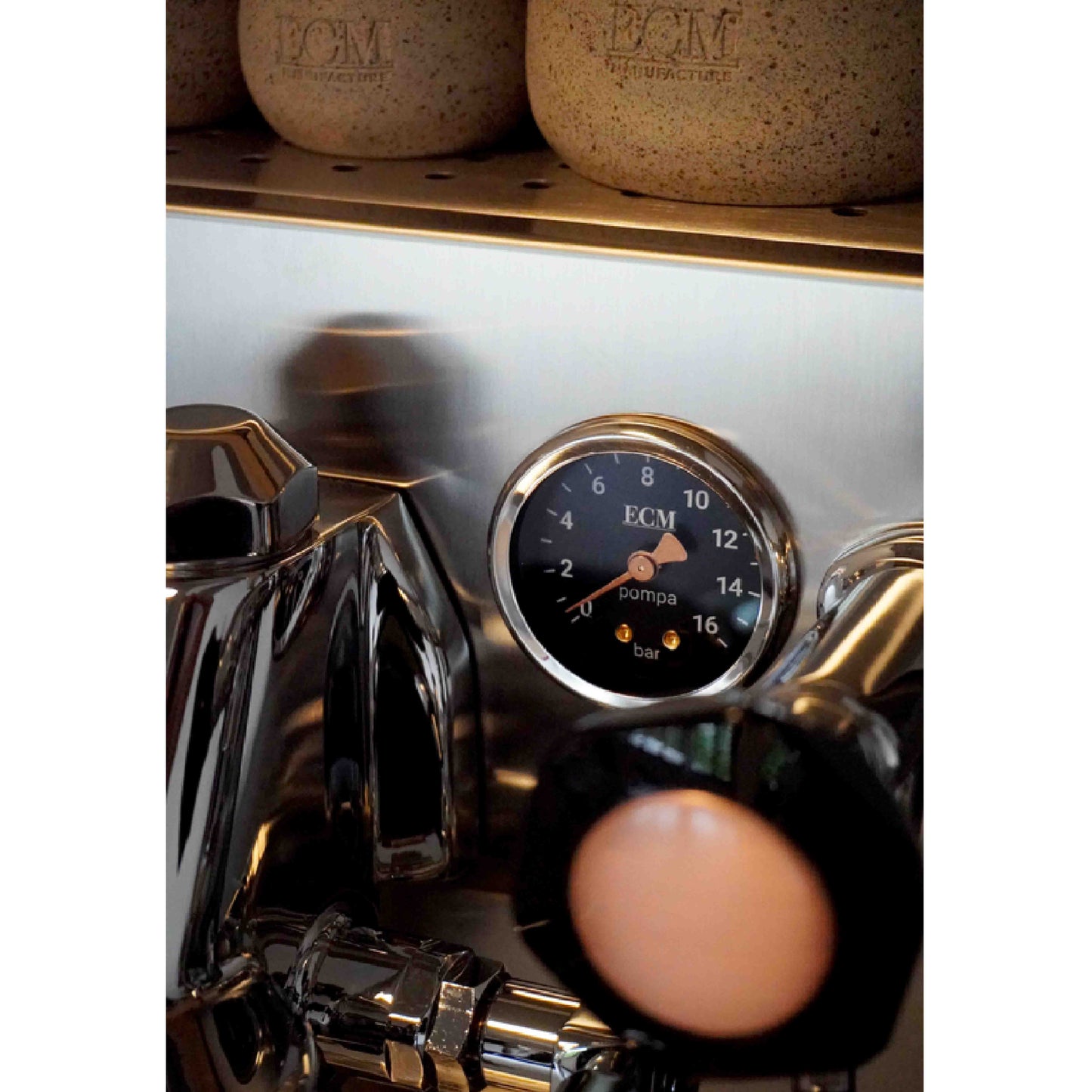 آلة صنع الإسبريسو ECM Synchronika Heritage ذات الغلايتين المزدوجتين