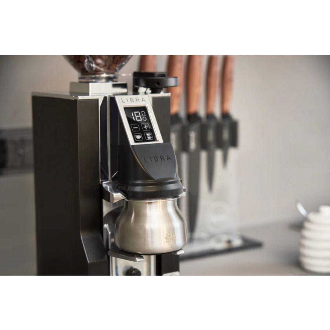 مطحنة قهوة متعددة الأغراض من يوريكا ميجنون ليبرا 65 باللون الأبيض