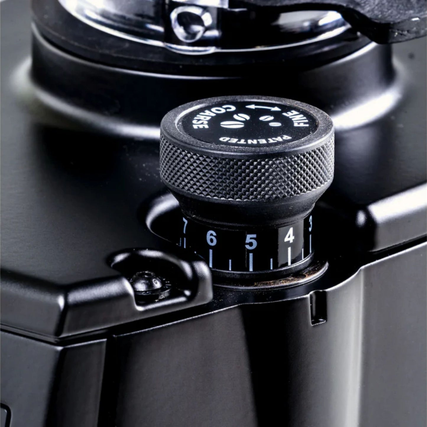 مطحنة قهوة يوريكا أتوم إكسلنس 75 الاحترافية 